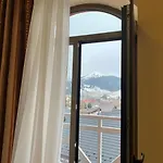 Kalyna Hotel *