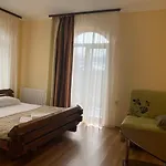 Kalyna Hotel