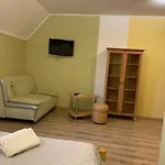 Hotel Kalyna *