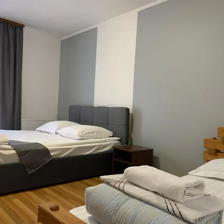 Hotel Kalyna *